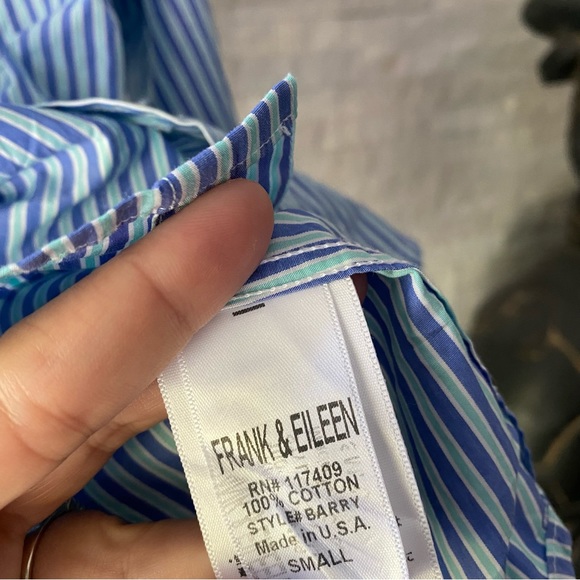 FRANK & EILEEN “Barry” Blue Mint Stripe Cotton Button Down Size Small - Picture 6 of 8